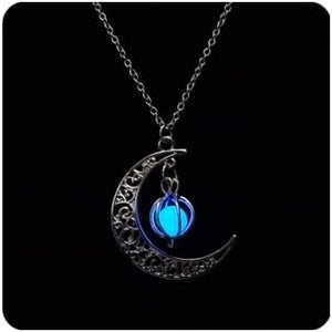 Aimimier Luminous Moon Necklace Stone Pendant Necklace Halloween Fluorescent Necklace Glow in The Dark Accessories for Women