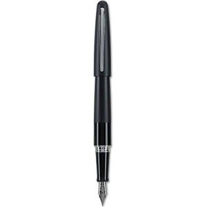 PILOT Metropolitan Collection Fountain Pen, Black Barrel, Classic Design, Medium Nib, Black Ink (91107)