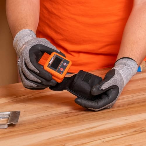 Buy now Klein Tools 935DGGP Angle Finder, Digital Gauge with Strong Magnetic Base, Converts Between Degrees, Percent Grade, In/Ft, mm/m at indiglob india