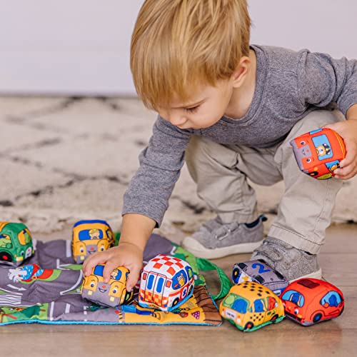 Buy now Melissa & Doug Take-Along Town Play Mat (19.25 x 14.25 inches) with 9 Soft Vehicles at indiglob india