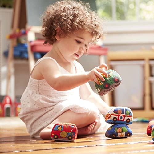 Buy now Melissa & Doug Take-Along Town Play Mat (19.25 x 14.25 inches) with 9 Soft Vehicles at indiglob india