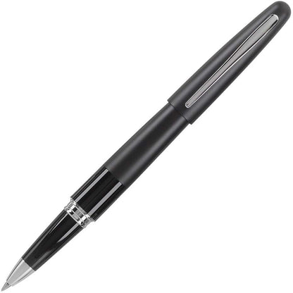 PILOT Metropolitan Collection Fountain Pen, Black Barrel, Classic Design, Medium Nib, Black Ink (91107)