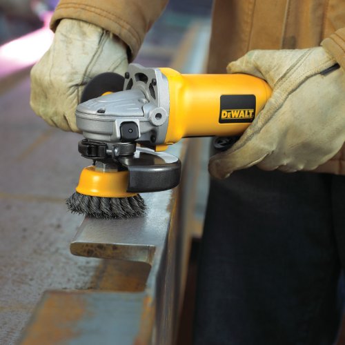 Buy now DeWalt Accessories DW4910 3x5/8-11 Knot Cup Brush at indiglob india