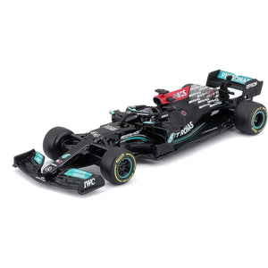 Bburago B18-38058H 1:43 F1 Mercedes AMG W12 E-Performance with Helmet Hamilton, Assorted
