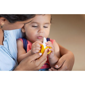 Nuby Nananubs Banana Massaging Teether – Baby Teething Toys 3 Months and Up, Silicone Teether for Sore Gums, Infant Toy, Baby Essentials, Brush, Travel Accessory, Gift for Babies