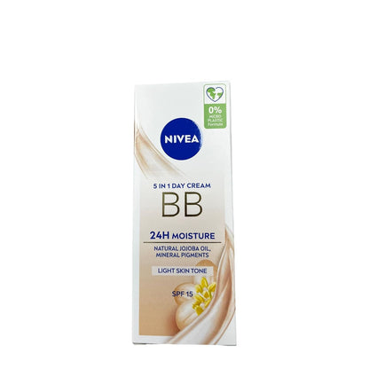 Nivea Visage Daily Essentials Tinted Moisturising Day Cream Natural SPF 15 (50ml)
