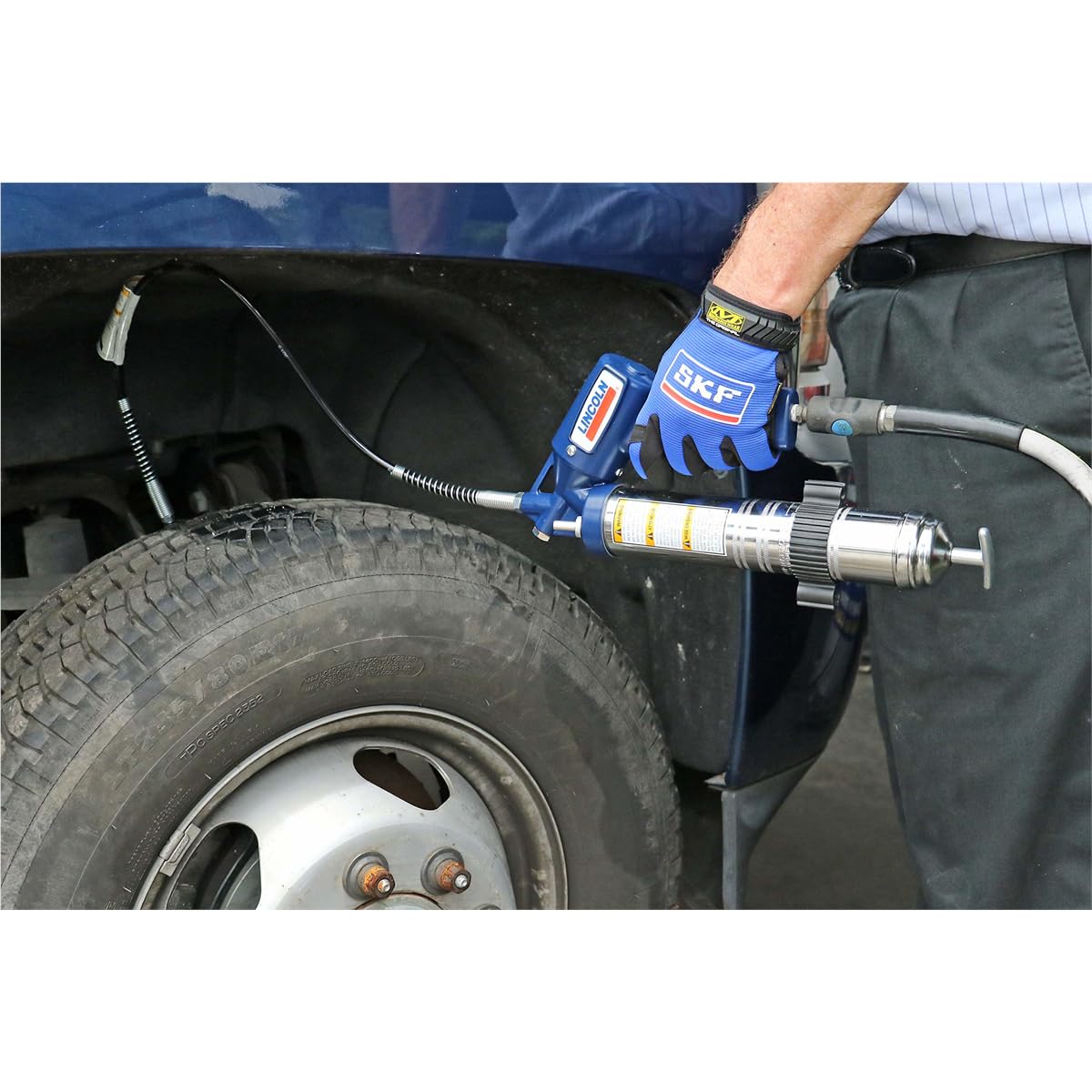Buy now Lincoln 1162 Pneumatic Grease Gun with 30" High-Pressure Hose and Coupler, Variable Speed Trigger, 6,000 PSI, Fully Automatic, Continuous Operation, Combination Filler Coupler Air Bleeder Valve at indiglob india