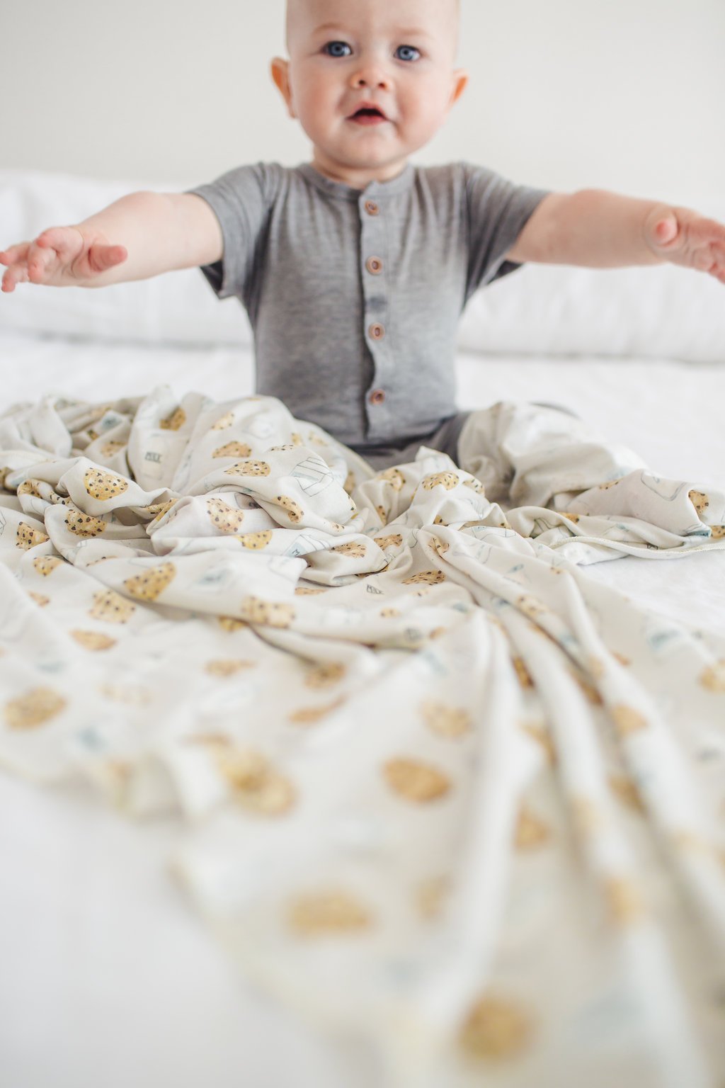 Buy now Copper Pearl Large Premium Knit Baby Swaddle Receiving Blanket Chip at indiglob india