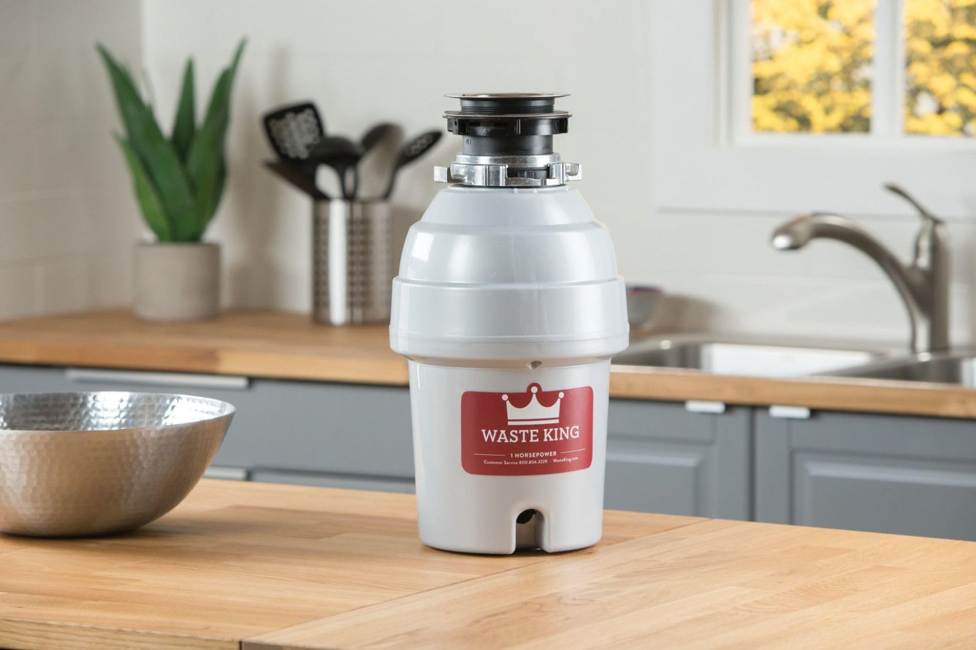 Buy now Waste King Garbage Disposal for Kitchen Sink with Power Cord, Food Waste Disposer, L-8000 at indiglob india