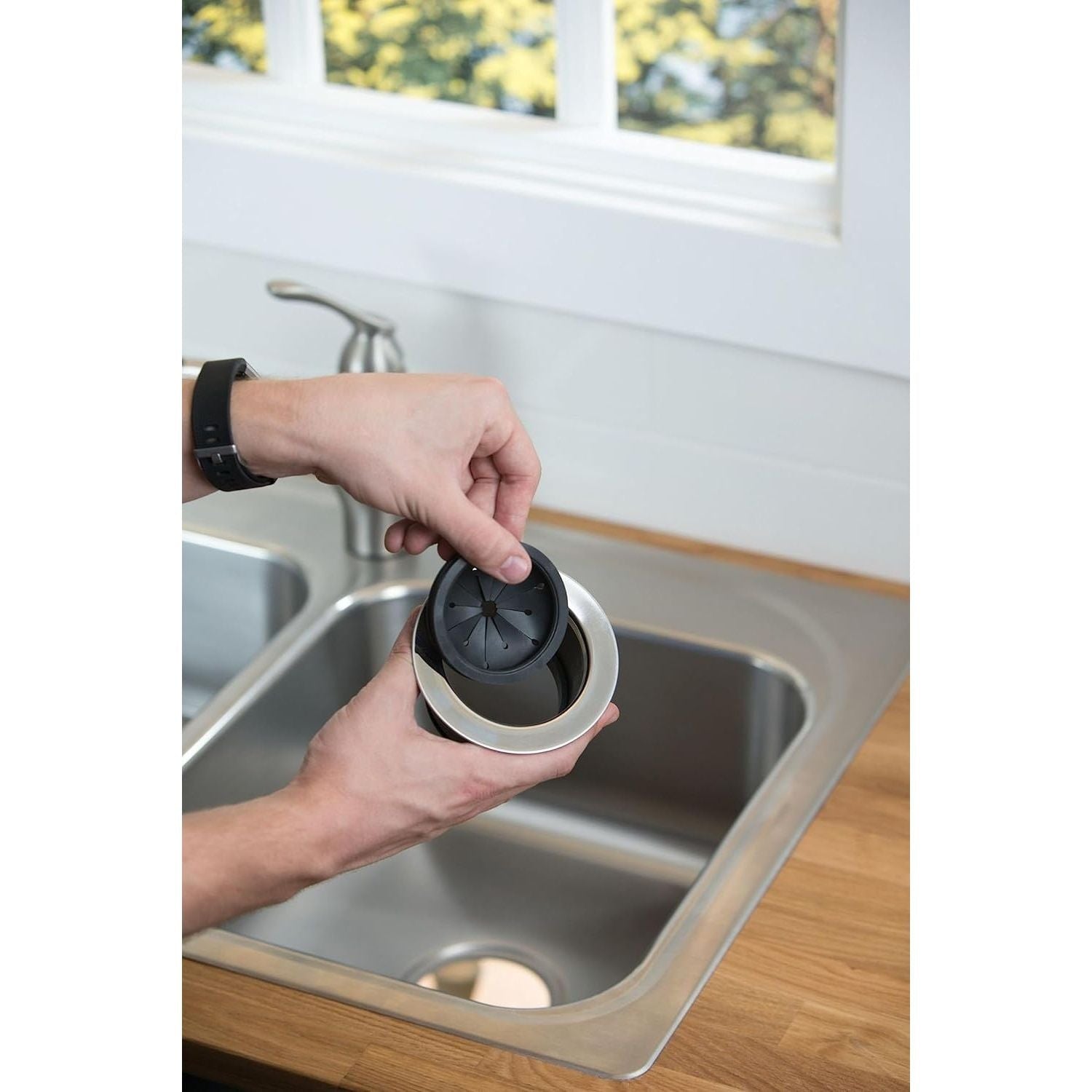 Buy now Waste King Black Disposer EZ Mount Garbage Disposal Stopper and Splash Guard for Sink Drain, 1025 at indiglob india