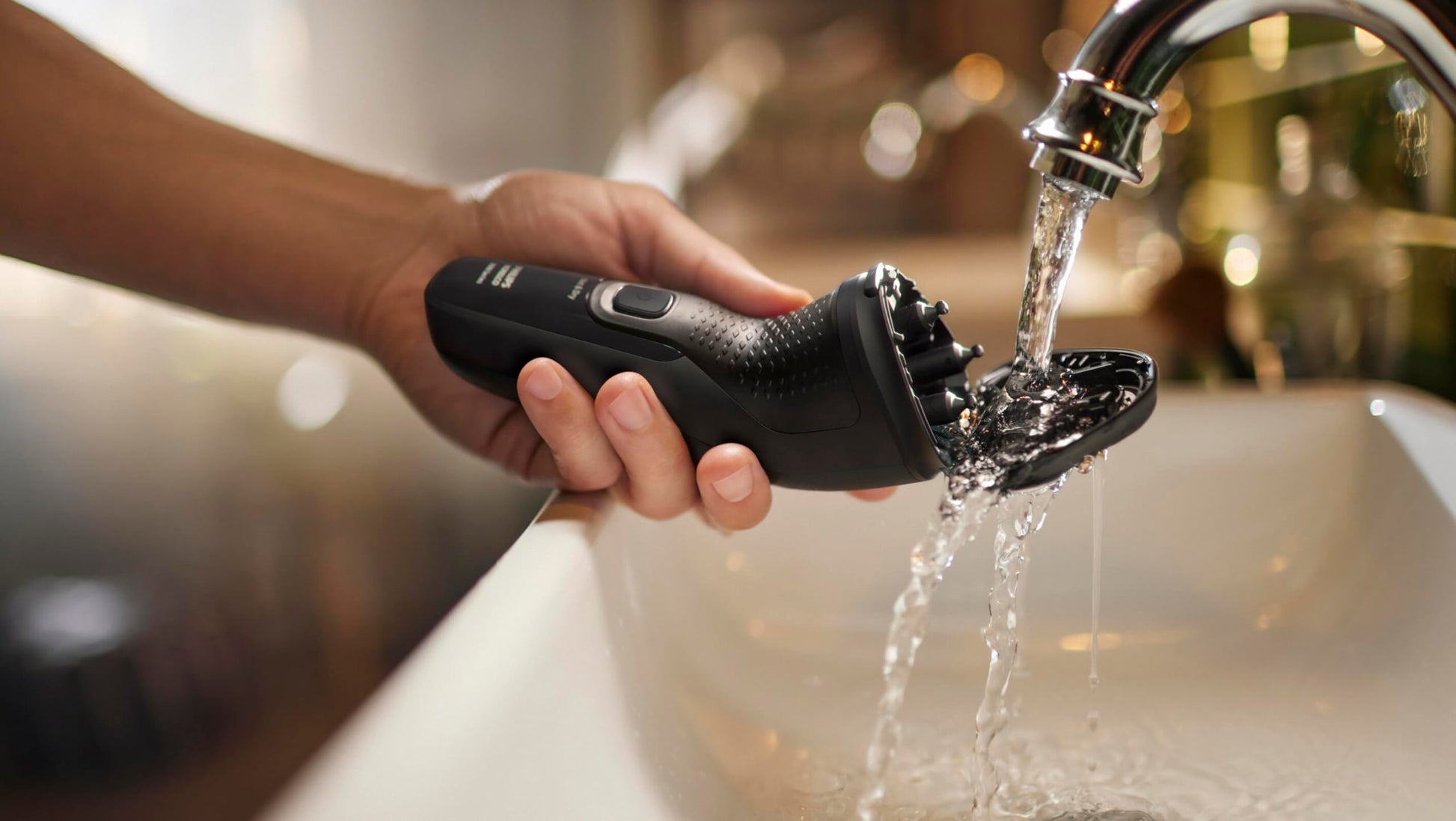 Buy now Philips Norelco Shaver 2400 Series, Wet and Dry Electric Shaver, Pop-up Trimmer, P-Cap, Deep Black, Model X3001/90 at indiglob india