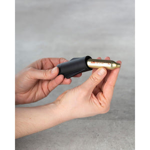 iSi North America CO2 Soda Siphon Chargers, 8.4g Carbon Dioxide - Compatible with Classic SodaMaker & Stainless Steel Soda Siphon, Recyclable Gold Cartridges, Made in Austria (10-Pack)