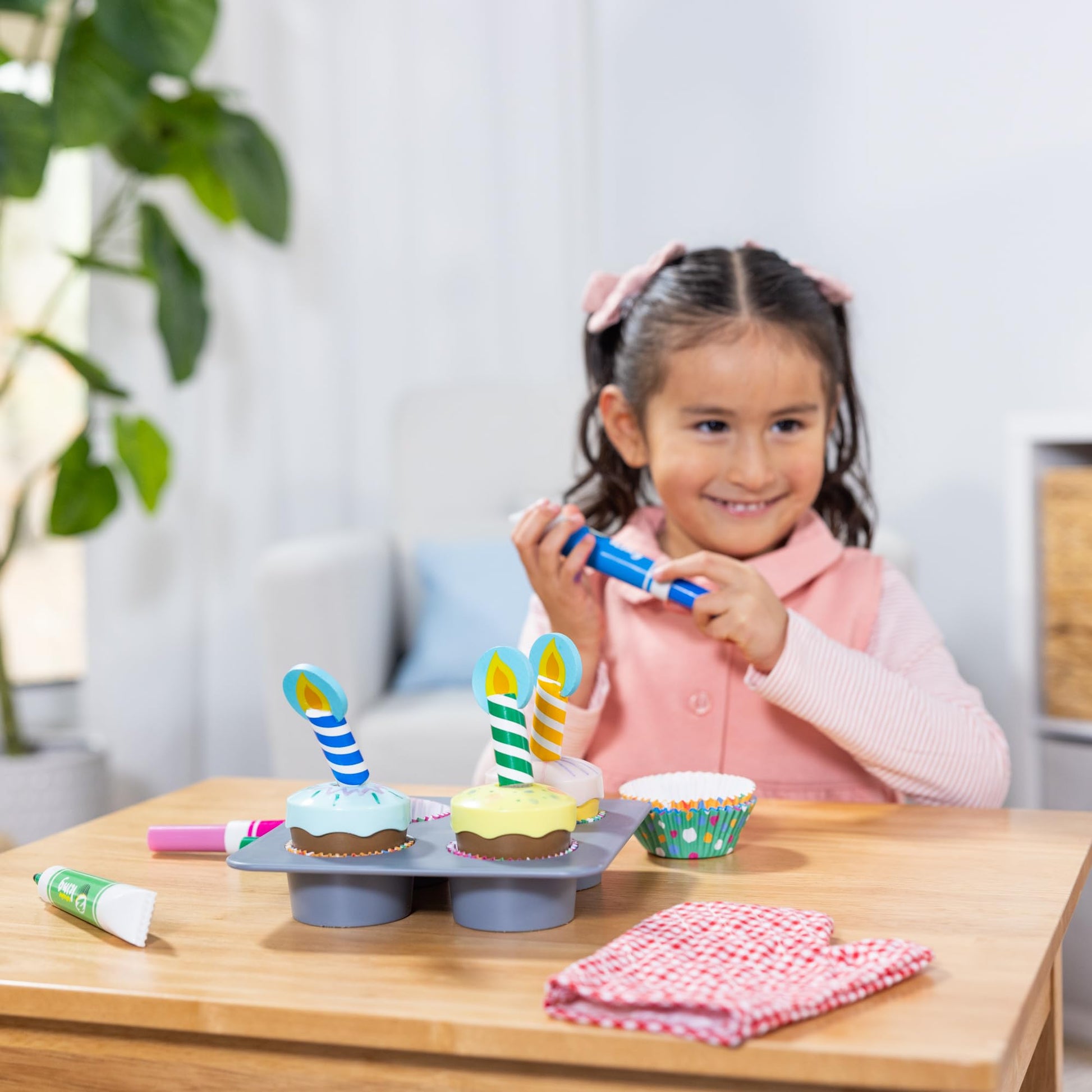 Buy now Melissa & Doug Bake & Decorate Wooden Cupcake Kit, with Play Food, Toppings & Play Kitchen Accessories, Preschool Learning Toys for Girls & Boys 3+ at indiglob india