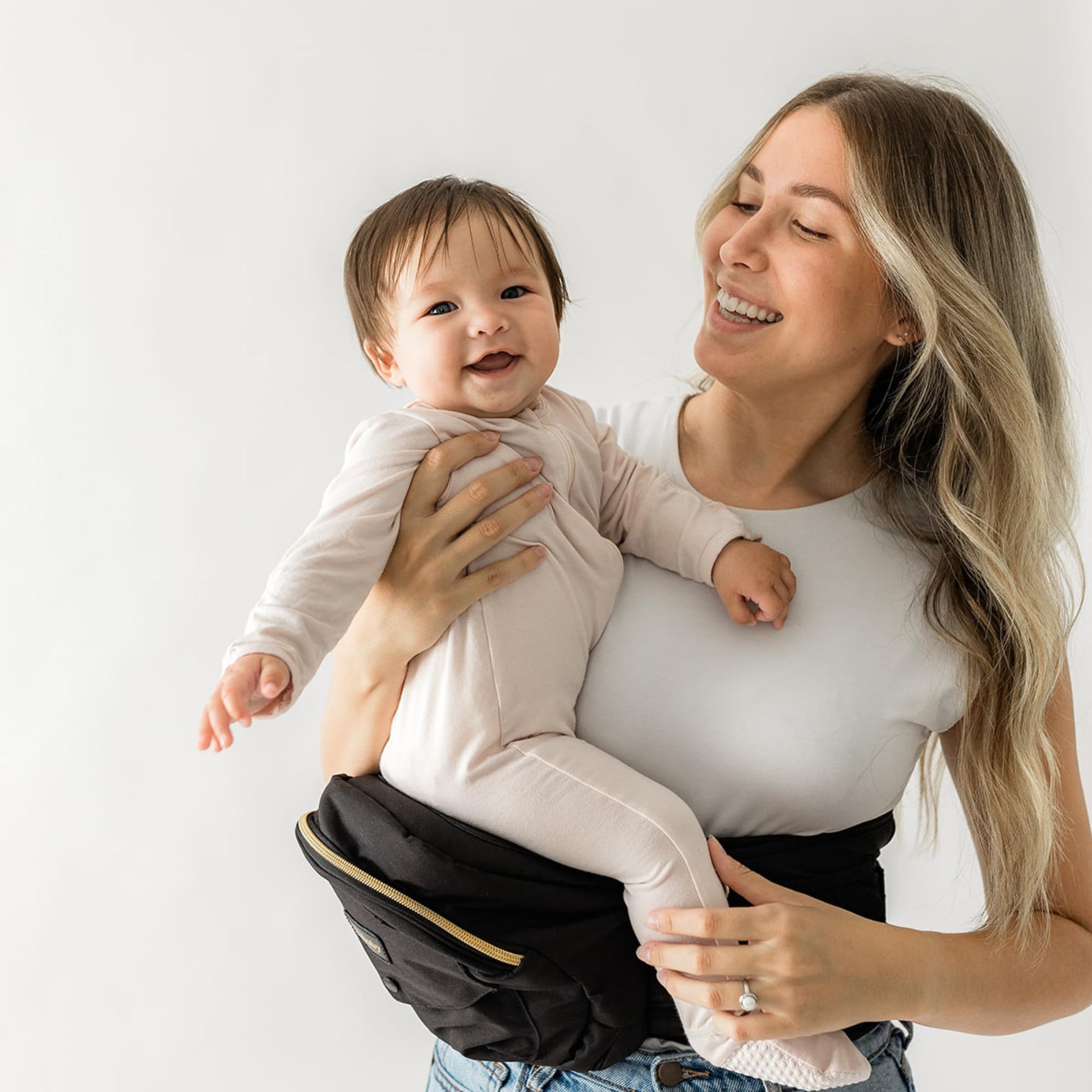 Buy now Tushbaby Original Hip Seat Baby Carrier for Babies & Toddlers up to 45 lbs, Safety Certified, Lightweight No-Foam Design with Storage & Nursing Support, Grey at indiglob india