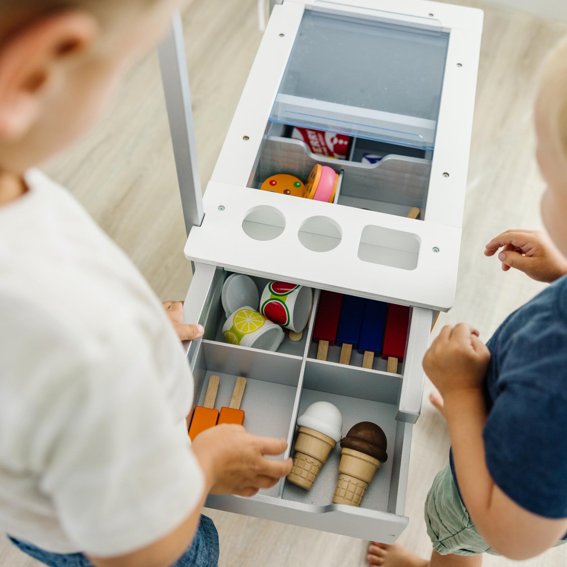 Buy now Melissa & Doug Snacks & Sweets Food Cart with Play Food, Wooden Toys & Kids Play Kitchen Accessories, Preschool Learning Toys for Girls & Boys 3+ at indiglob india