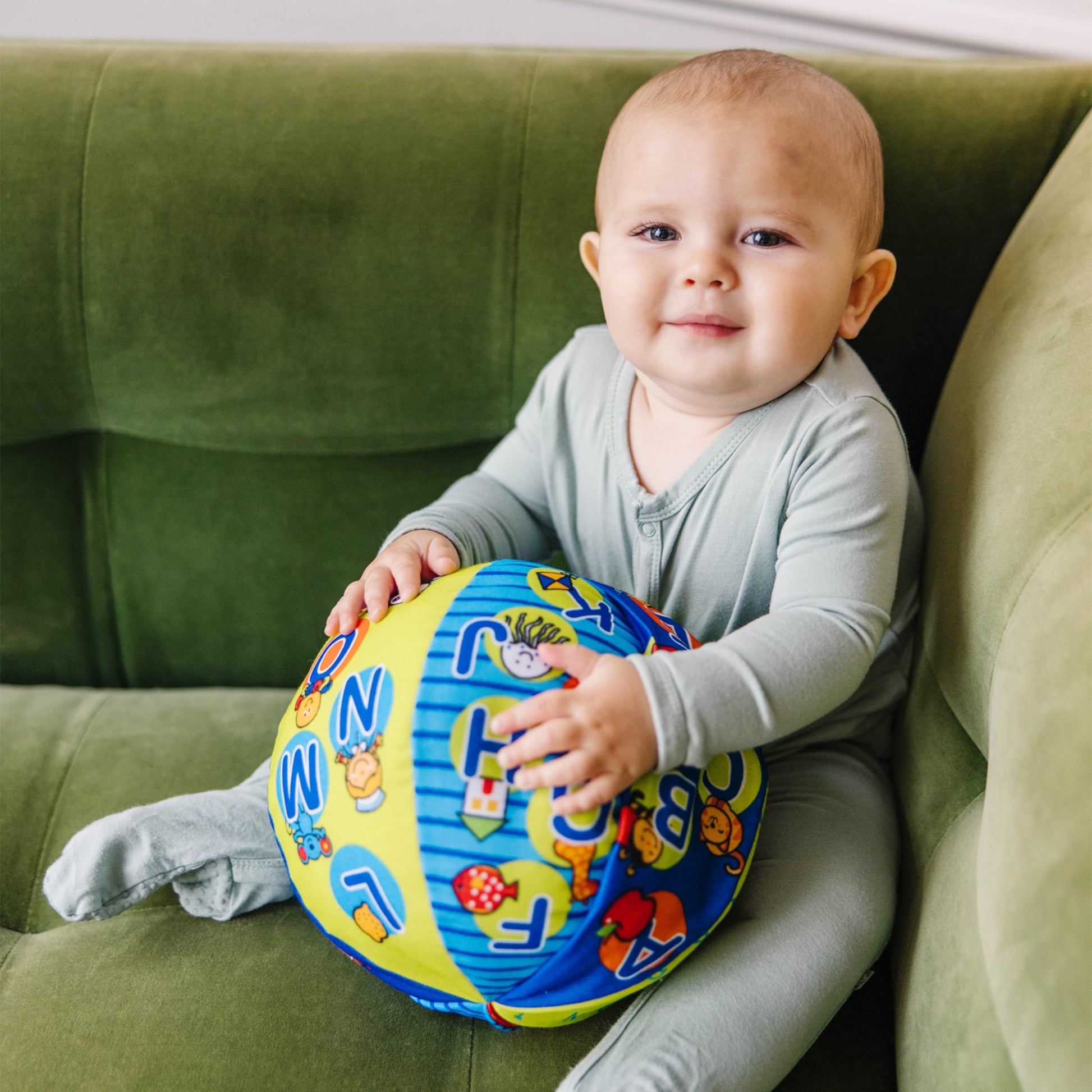 Buy now Melissa & Doug K's Kids 2-in-1 Talking Ball Educational Toy - ABCs and Counting 1-10 at indiglob india