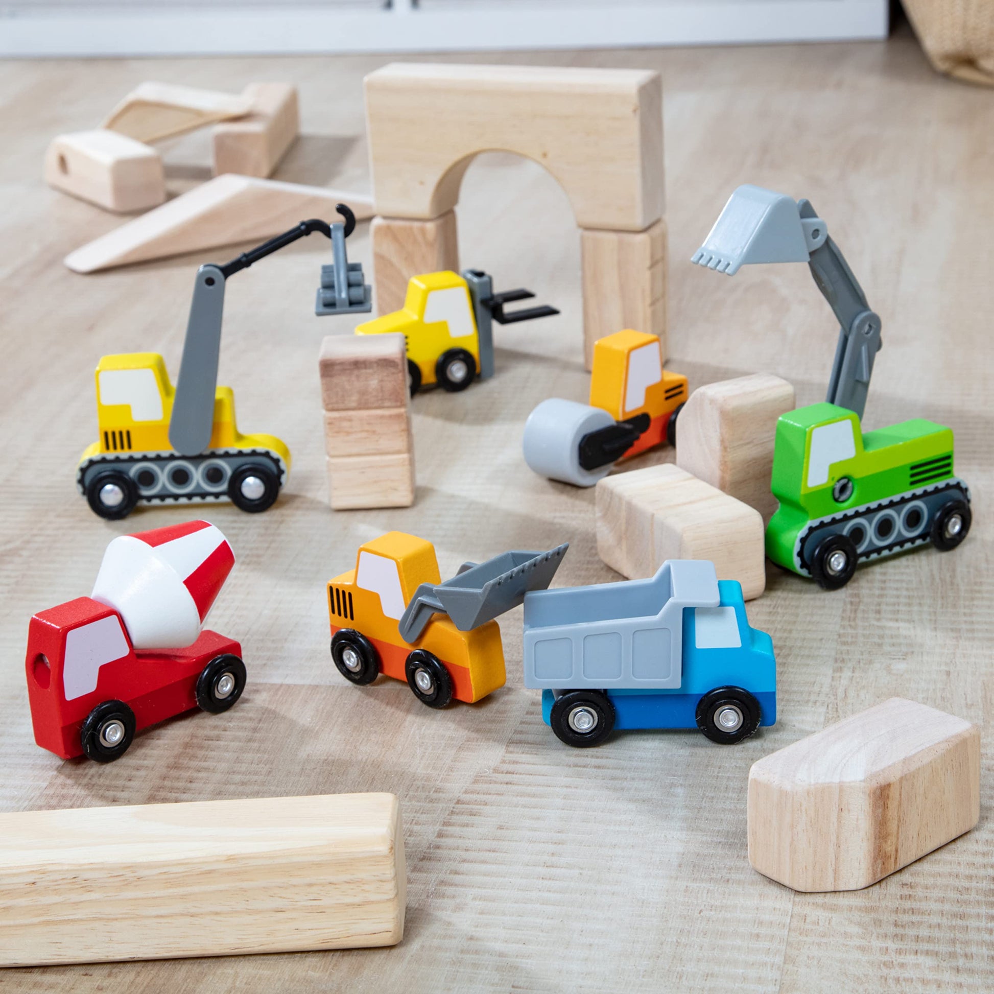 Buy now Melissa & Doug Wooden Construction Site Vehicles with Wooden Storage Tray (8 pcs) at indiglob india