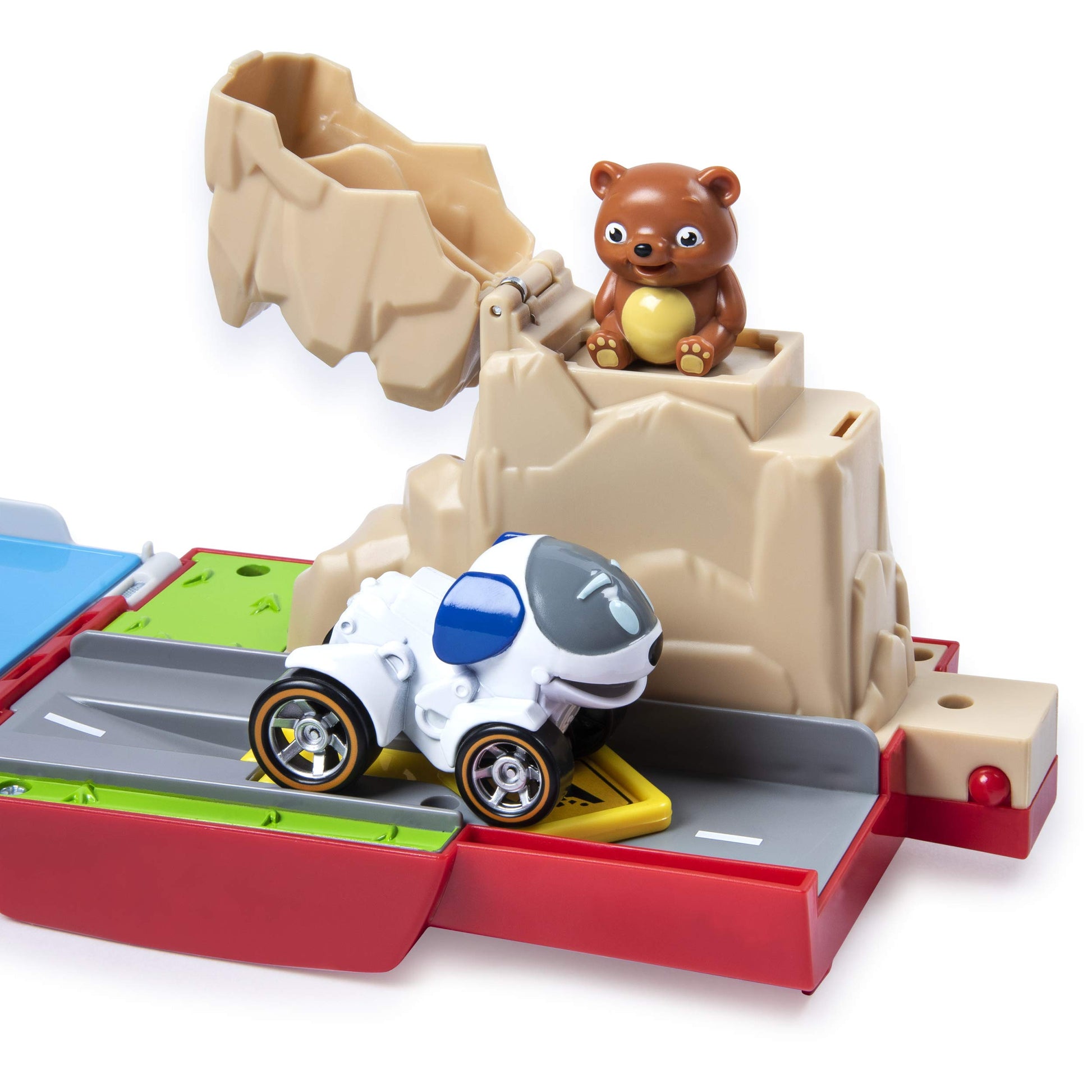 Buy now PAW Patrol, Launch’N Haul PAW Patroller, Transforming 2-in-1 Track Set for True Metal Die-Cast Vehicles, Kids Toys for Boys & Girls Ages 3 and Up at indiglob india