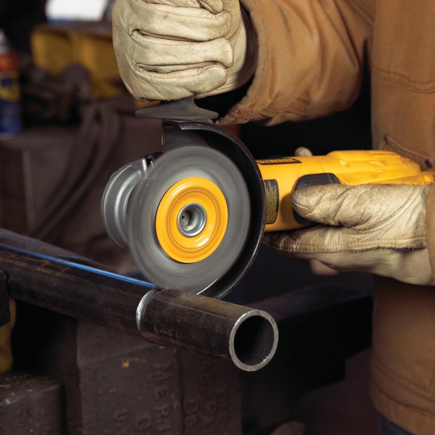 Buy now DeWalt Accessories DW4925 4x5/8-11.020 Wire Wheel at indiglob india
