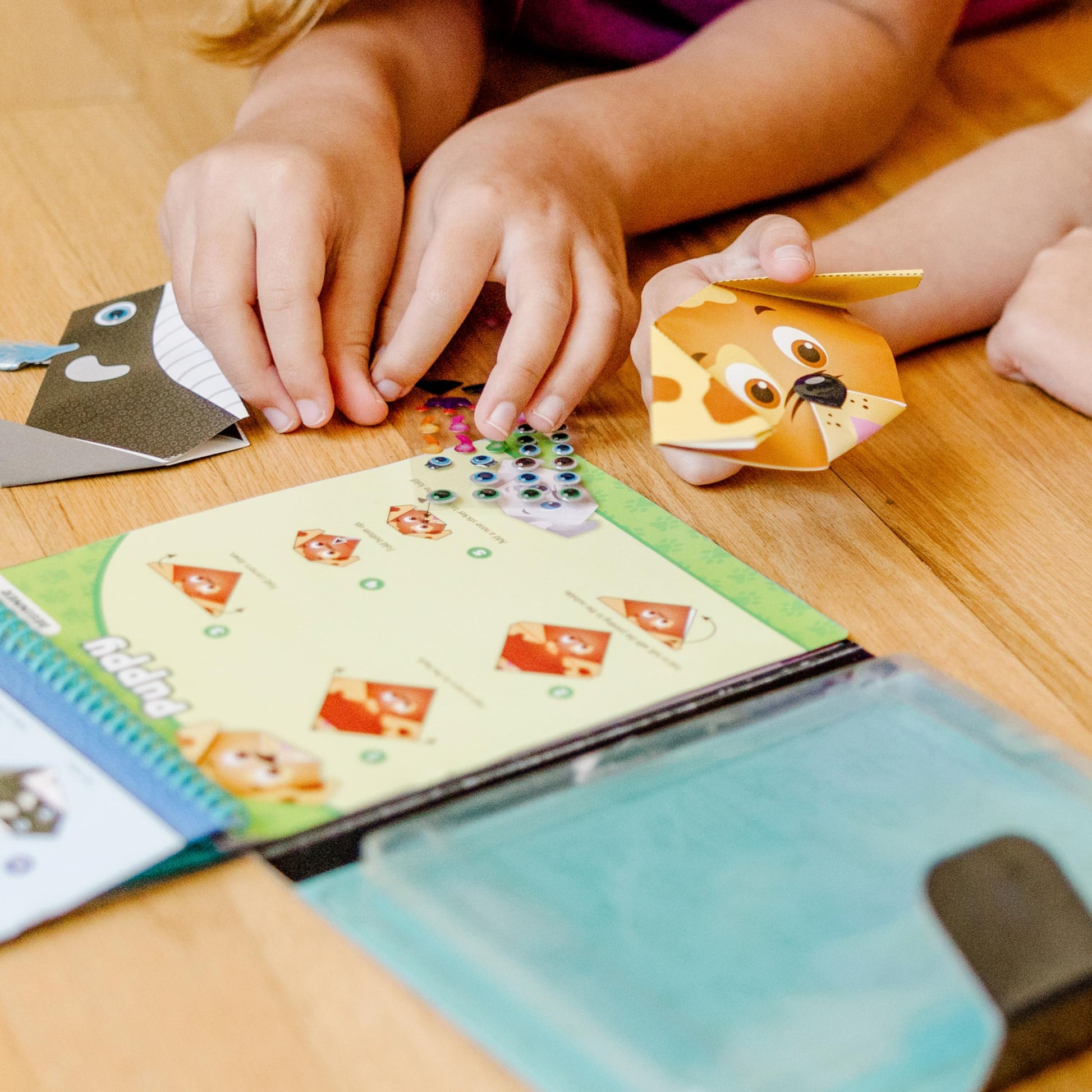 Buy now Melissa & Doug On The Go Origami Animals Craft Activity Set - 38 Stickers, 40 Origami Papers at indiglob india
