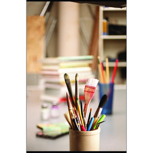 Krylon K01305 Gallery Series Artist and Clear Coatings Aerosol, 11-Ounce, UV-Resistant Clear Gloss