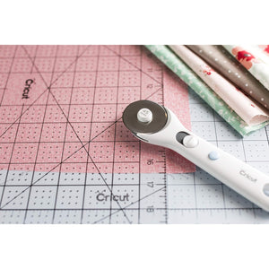 Cricut Self Healing Cutting Mat - Mat for use with TrueControl Knife, Rotary Cutter, Craft Knife, Xacto Knife - 12" x 12" [Blue]