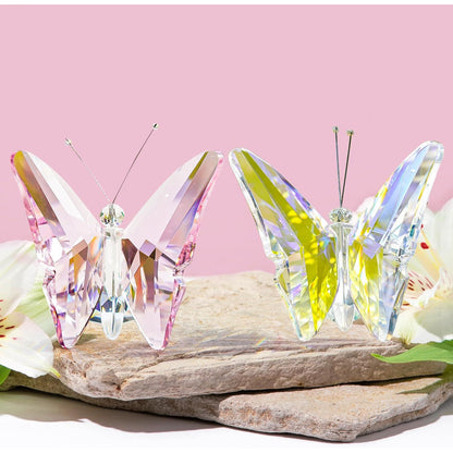 H&D Crystal Flying Butterfly with Crystal Ball Base Figurine Collection Cut Glass Ornament Statue Animal Collectible (Clear)