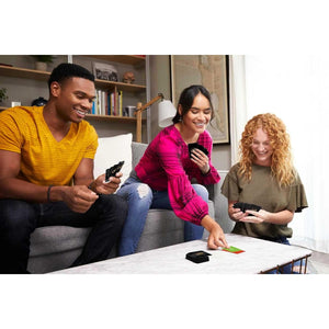 Mattel Games UNO Minimalista Card Game Featuring Designer Graphics by Warleson Oliviera, 108 Cards, Kid, Family & Adult Game Night, Unique Gift Design Lovers Ages 7 Years & Older