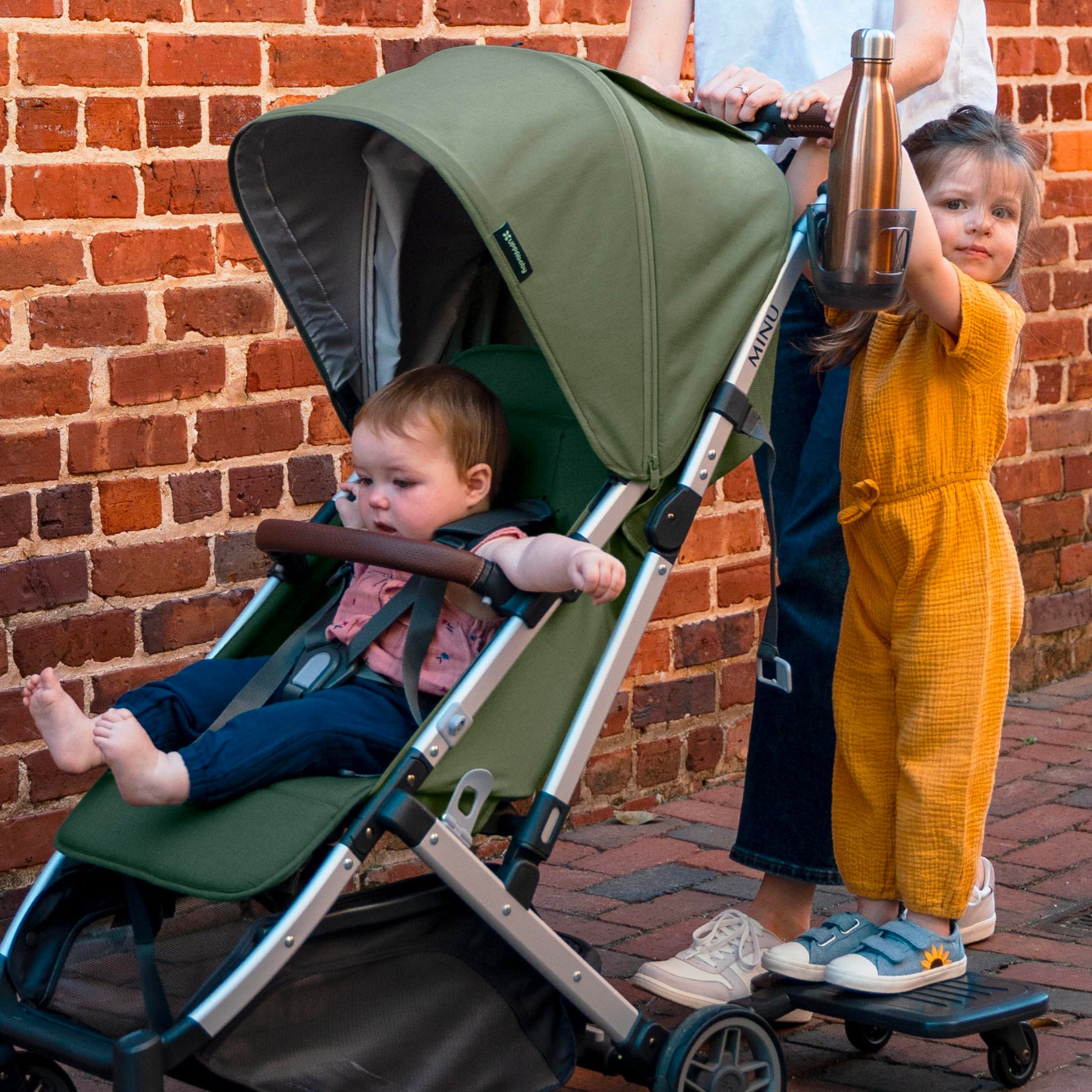 Buy now UPPAbaby Cup Holder for Vista, Cruz and Minu Strollers/Quick Attachment/Holds Beverages of Various Sizes/Folds Attached at indiglob india