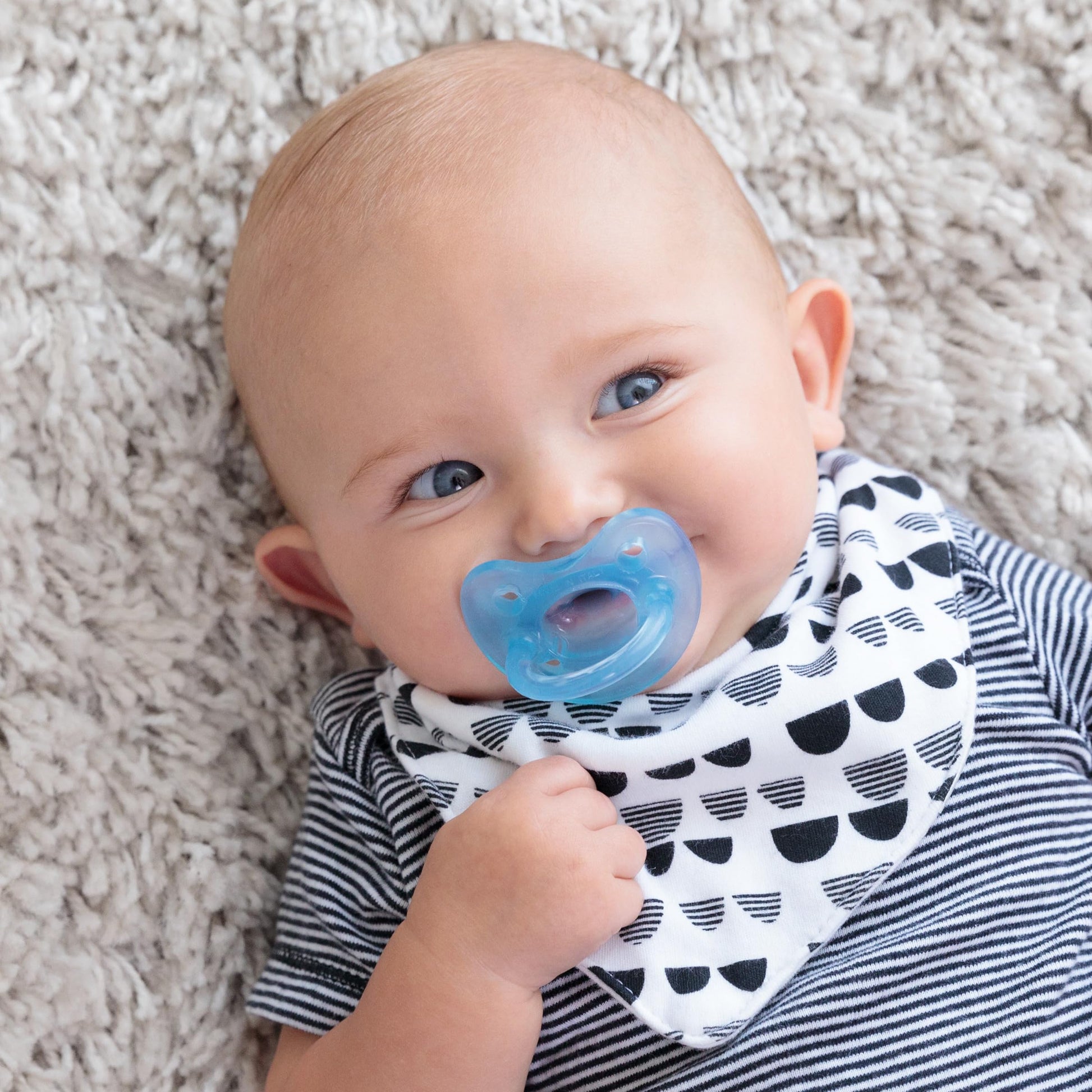 Buy now Chicco PhysioForma Silicone Orthodontic Pacifier, 0-6m | 100% Soft Silicone | Supports Breathing & Oral Development | Satin-Textured Nipple | Includes Sterilizing Case | BPA Free | Blue/Green, 2pk at indiglob india