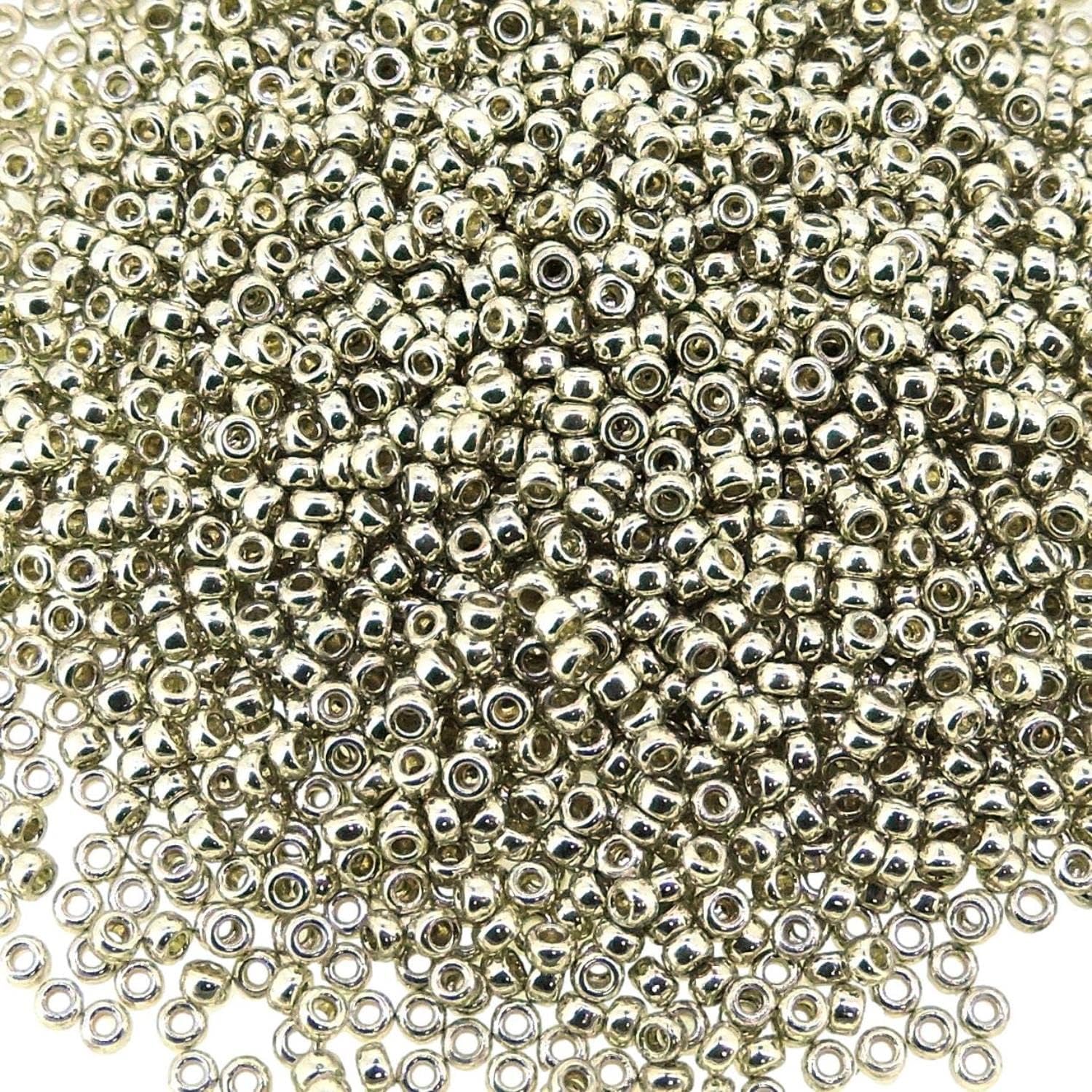 Buy now Miyuki Round Rocaille's Seed Beads Size 15/0 8.2g Duracoat Galvanized Silver 15-4201 at indiglob india