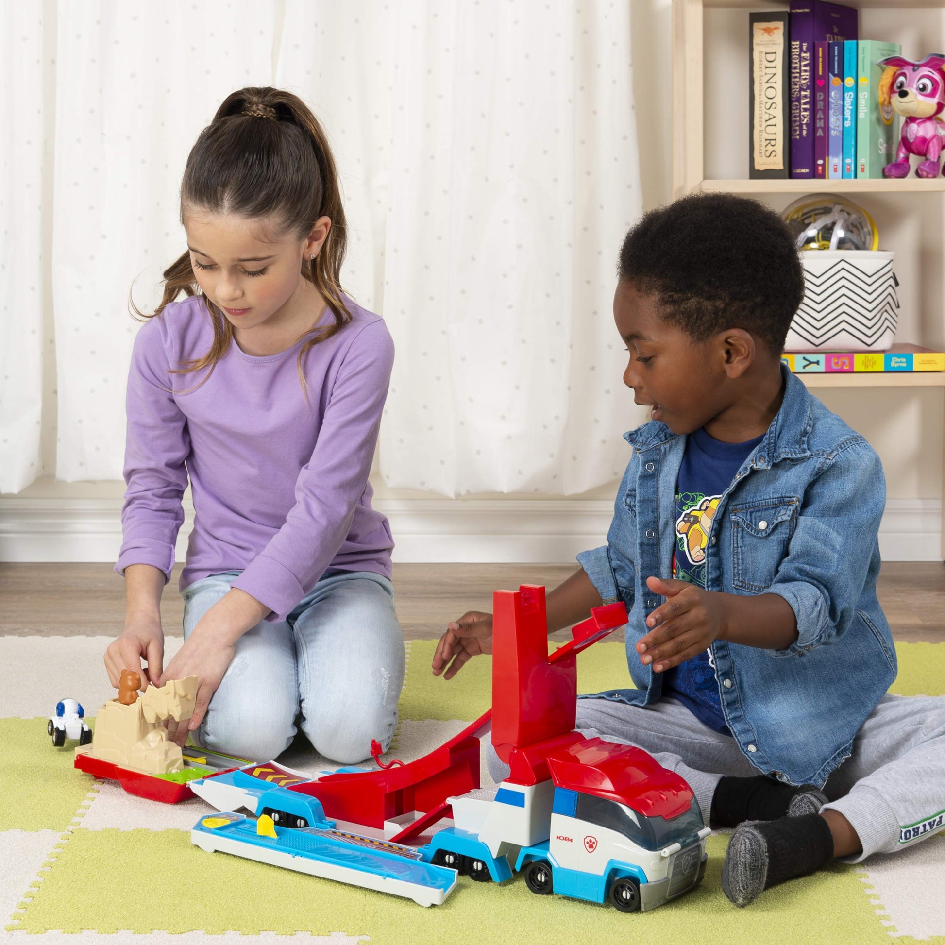Buy now PAW Patrol, Launch’N Haul PAW Patroller, Transforming 2-in-1 Track Set for True Metal Die-Cast Vehicles, Kids Toys for Boys & Girls Ages 3 and Up at indiglob india